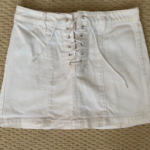 Kendall & Kylie White Mini Skirt